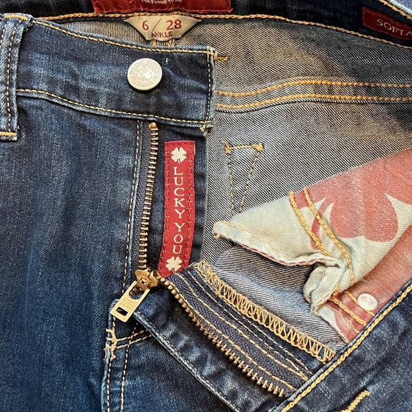 32. Lucky Womens Sofia Straight Ankle size 6 28 x 29 Dark Wash - Picture 5 of 5